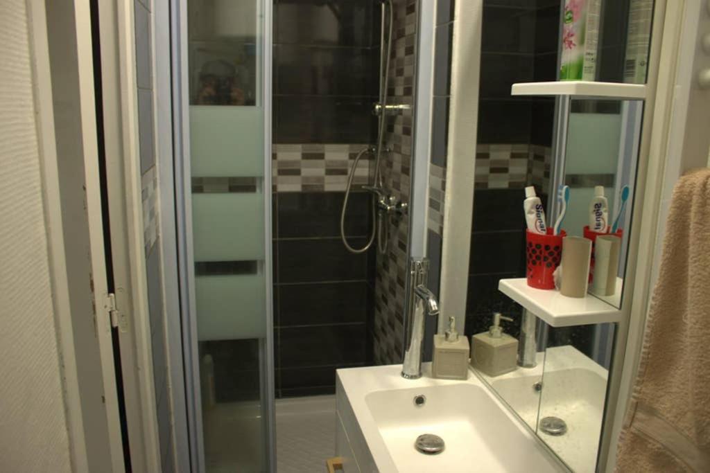 Bel Petit Appartement Charleville-Mézières Eksteriør bilde