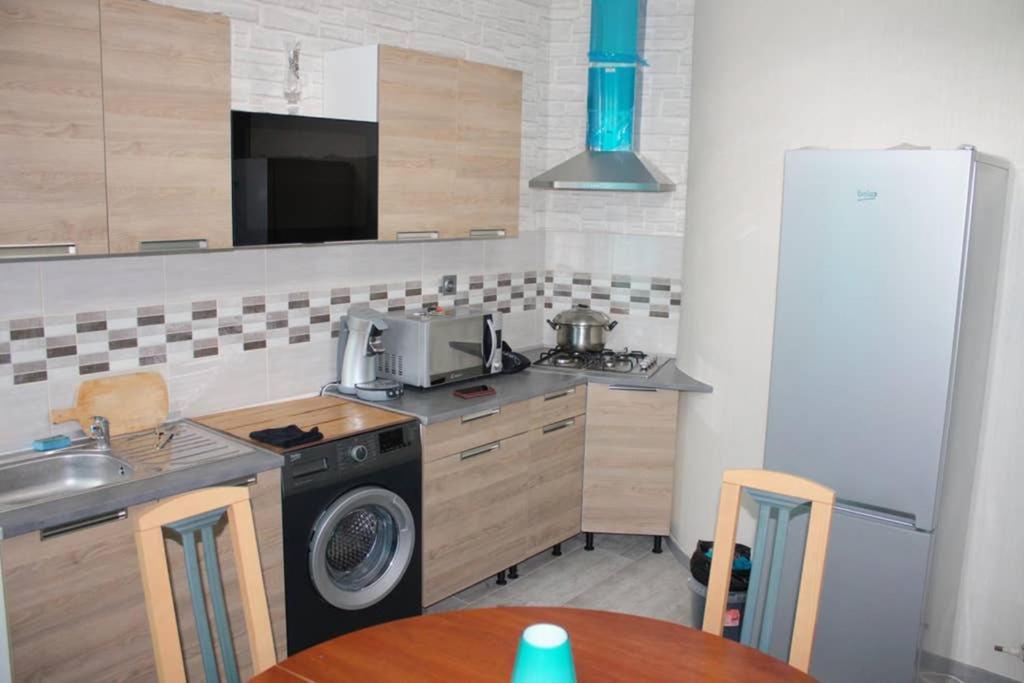 Bel Petit Appartement Charleville-Mézières Eksteriør bilde